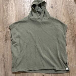 Current Tyed poncho - 2-6yr